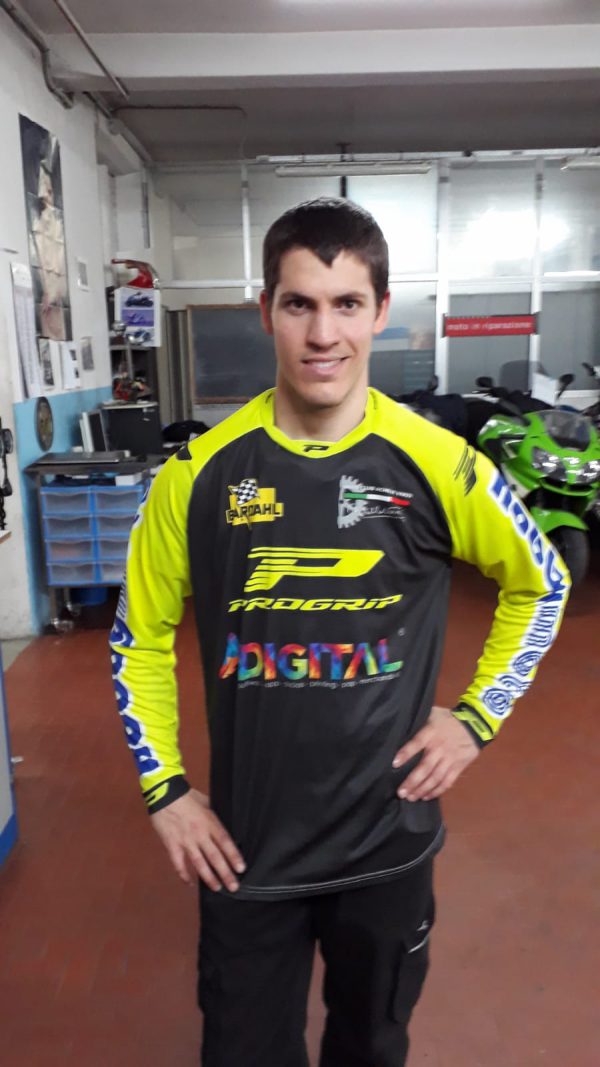 Nuova maglia del team hobbimoto